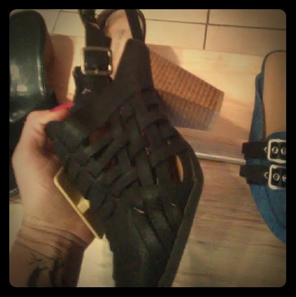 Shoes - Picture 1 of 1